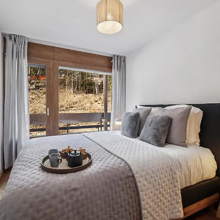 Imperial By Mrs Miggins アパート